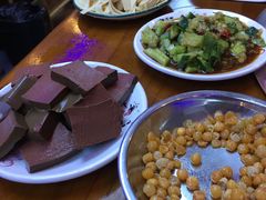 -曹丞相·地锅鸡·地锅鱼(武林店)