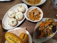 -玖鲜小笼(中山广场店)