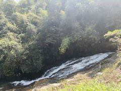 -南昆山川龙瀑布