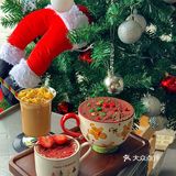 不懂就问！江门的咖啡店都这么圣诞🎄吗？？