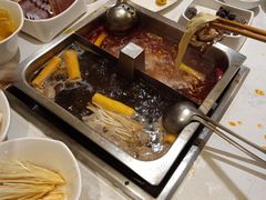 -海底捞火锅(公益西桥店)