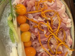 -得意咚瓜·顺德鱼生·冬瓜火锅(深圳首店)