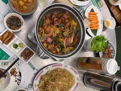 -禄婶鸡煲·打边炉