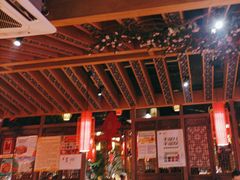 -野山舂·贵州现舂酸汤火锅(鸿通城店)