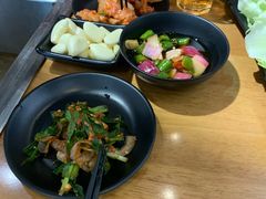 -肉甲韩国木炭烤肉(新壹街1店)