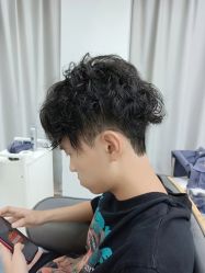点击看大图 -辛格·潮沙龙