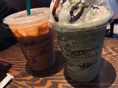 -星巴克(广州南站A18检票口楼上)