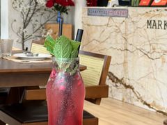 -Mark&Mars Restaurant