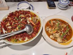 -禄鼎记·排队俩小时都要吃的酸菜鱼(石牌桥店)
