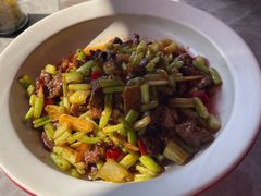 -魏铭鱼头捞饭(晋阳路店)