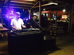 -Horizons Sky Bar & Cigar Lounge(太平洋丝绸酒店店)