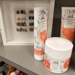 -摩睫+皮肤管理·科学美容中心