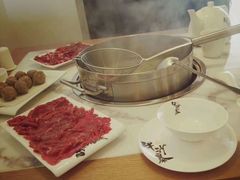 -牛沙暴潮汕牛肉火锅(章江南大道店)