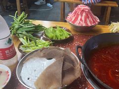 -赵美丽·重庆社区火锅·直营店(火车东站·中豪国际店)