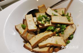 Green Pepper Stir-fried White Creek Tofu
