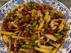-茅屋大酒店