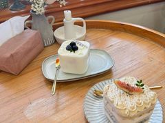 -AHAVA·Fang Baking Studio
