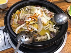 -菌之家·专业纯野生菌火锅·特色炒菌