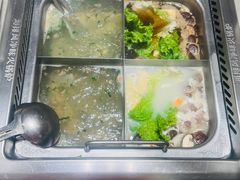-海底捞火锅(让胡路万达店)