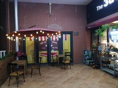 -第三空间·趣味桌游·轰趴.室内CS.剧本杀(大武汉1911店)