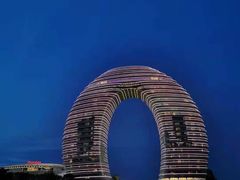 -湖州太湖旅游度假区-月亮广场