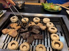 -臻牛烤肉