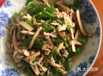 香干除了即食还可以炒青椒肉丝