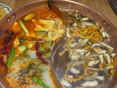 -洱火云南酸菜牛肉火锅(石景山当代商城店)