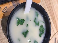 -渔米丰·广府鱼汤米线(光明广场店)