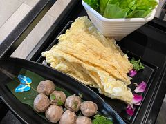 -猪无忌·专做猪肚包鸡20年(乐峰广场店)