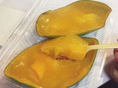 -志龙皇冠吃货椰子铺