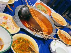 -马路边边串串香(苗栗路店)
