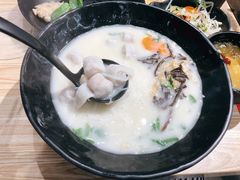 蟹籽鱼鲍米线-渔米丰·广府鱼汤米线(光明广场店)