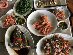 -四川小胡子海鲜(丁村万人海鲜广场店)