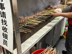 -巴汗羊肉串烧烤店