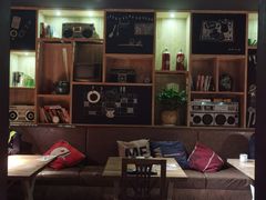 -70后饭吧(府河街店)
