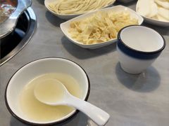 -光头药膳鸡(莱茵小镇店)