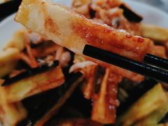 蛤蜊肉拌茄子-华春餐馆(鱼山路店)