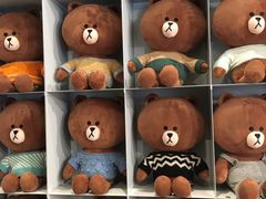 -LINE FRIENDS Garosu-gil Flagship Store