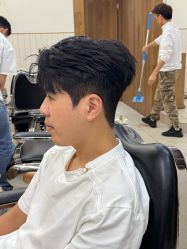 -MARTIN'S BARBER SHOP男士理发馆