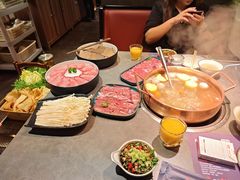 -牛村来人潮汕牛肉火锅(西单店)