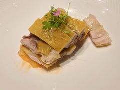 榨菜脆皮咸鸡-皇朝会.经典传统粤菜(外滩店)