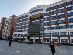 -上海市曹杨第二中学