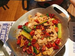 -神府路壹号·海鲜烧烤·砂锅粥·锅物(三坊七巷店)