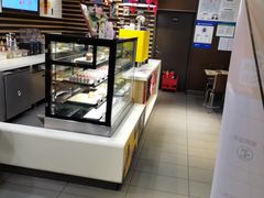 面包甜点陈列柜-麦当劳(西单明珠店)
