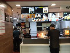 -麦当劳(田林好又多店)