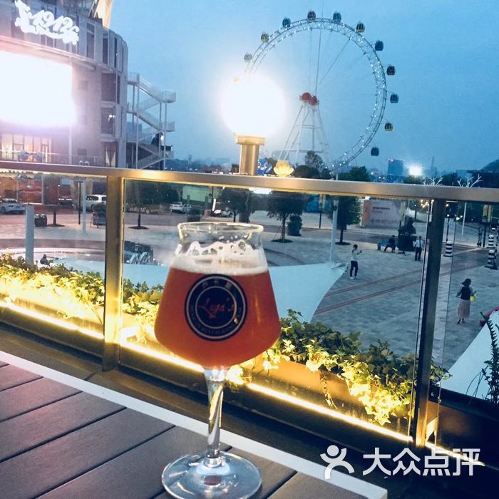 卢卡斯餐厅酒吧