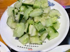 拍黄瓜-新疆烧烤王(广灵店)