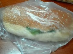 -华荣西饼屋(金禧店)