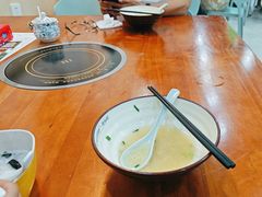 -老何家后安粉·糟粕醋海鲜火锅(三亚湾椰梦长廊店)